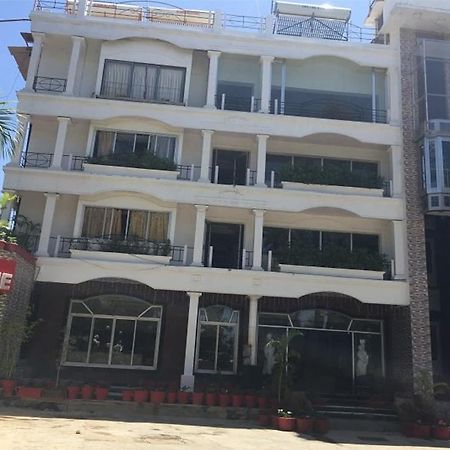 阿布山谢拉通酒店 卜山 外观 照片