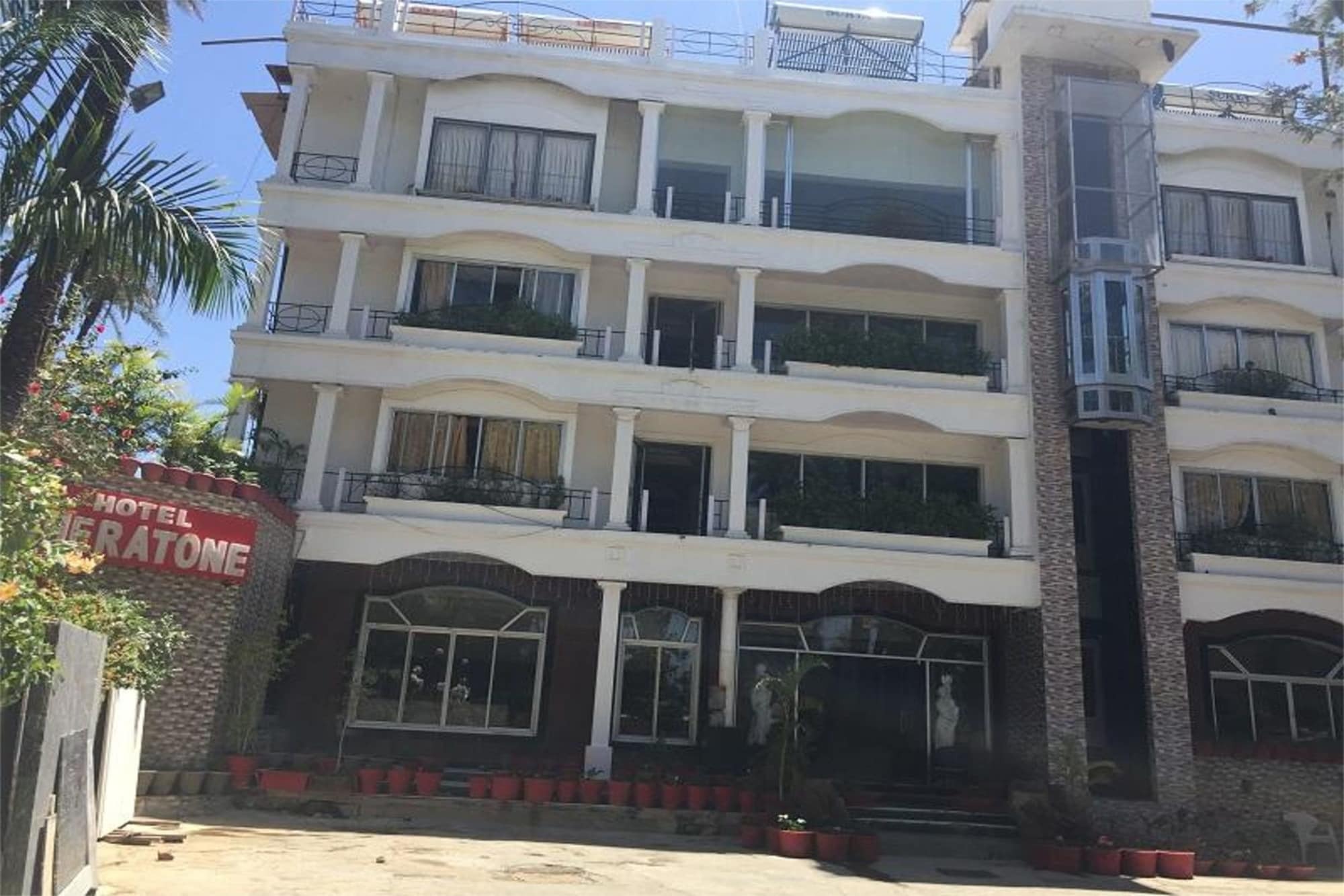 阿布山谢拉通酒店 卜山 外观 照片